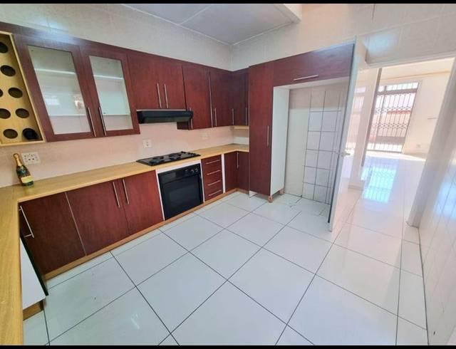 3 BEDROOM HOUSE FOR SALE IN GLENVISTA